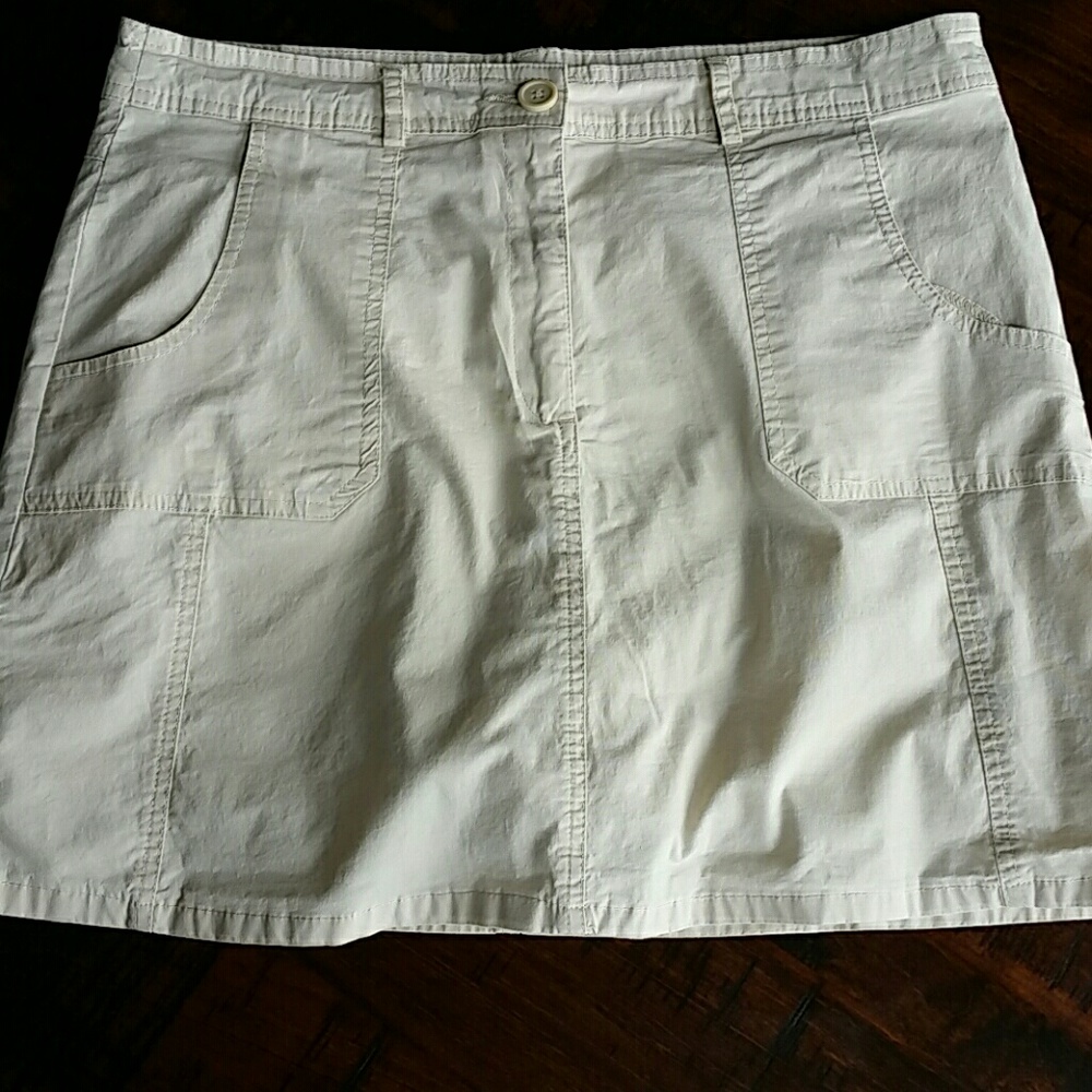 Skort